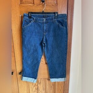 New York & Company Size 14 Capri Jeans Cuffed Stretch